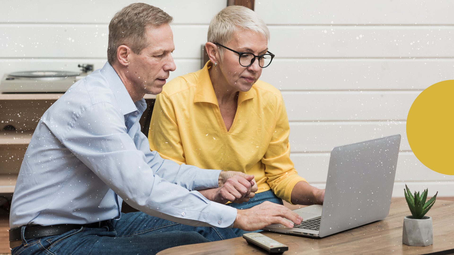 Darbas vyresniems žmonėms – kur ieškoti ir kaip išsiskirti!